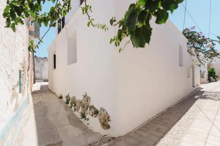 Kyrangelo Traditional House With Outdoor Jacuzzi Koskinou  Exterior photo